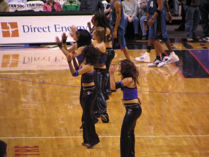 Raptors - 02.04.2005 383.jpg